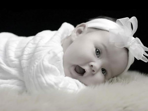 black_and_white_baby-normal